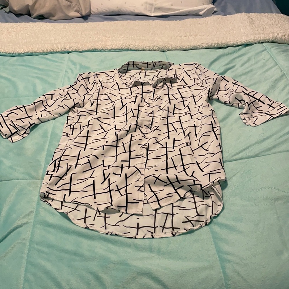 long sleeve, “thin shirt”, button up.